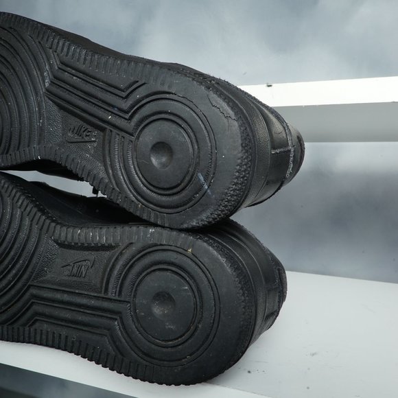 Nike Air Force 1 '82 Black low-top sneakers - 314192-009 | 6Y - Picture 10 of 11